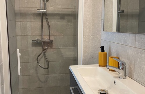 Saint-Germain-et-Mons Apartment | In Mouleydier at Romane's