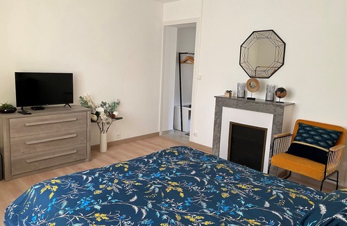 Saint-Germain-et-Mons Apartment | In Mouleydier at Romane's