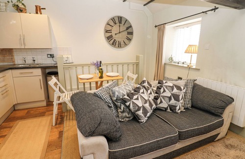 Middleham Cottage | In & Out Cottage