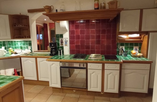 Bagnols-sur-Ceze Villa | In Provence, large villa with swimming pool, 3400 m2 garden, 30 mn from Avignon