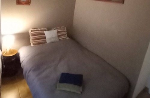 Paimpont Bed & Breakfast | In quiet countryside, 2km from Paimpont, bedroom with separate entrance