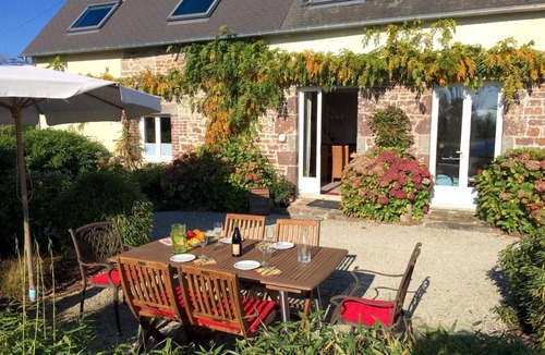 Sourdeval-les-Bois House | in Sourdeval Les Bois mit Garten by Interhome