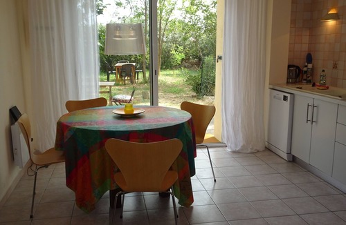 Gruissan Apartment | In the Bird Paradise, an Oasis of Silence, the Best Rest for You!