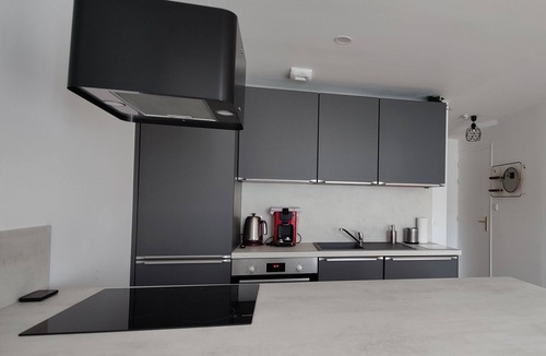 Granville Apartment | In the center of Granville