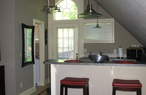 Fayetteville Apartment | In The Center Of It All !