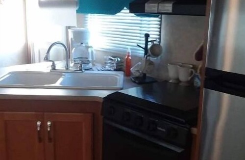 Athens House | in the country 18 miles from first monday trade days