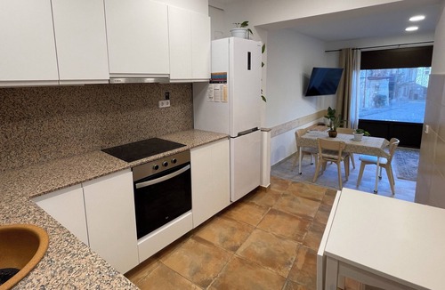 Riudaura House | In the Garrotxa, in the middle of the nature and close to enticing places.