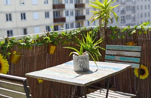 Vanves Apartment | In the hanging garden