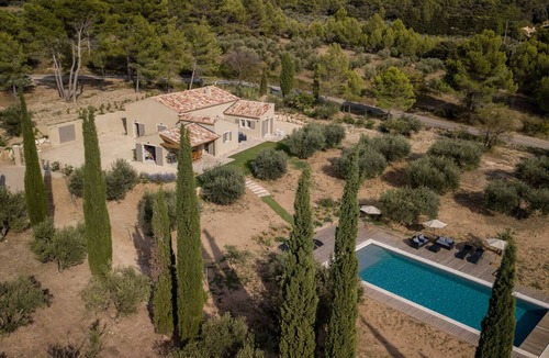 Les Baux-de-Provence Villa | IN THE HEART OF THE ALPILLES -ENJOY AN EXCEPTION STAY IN THE SOUTH OF FRANCE!