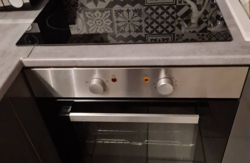 Brochon House | In the heart of the town of Gevrey-Chambertin, a great winegrowing name