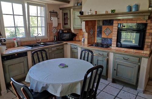 Sourribes Villa | In the heart of a Provencal village house of 130m2 with large pool