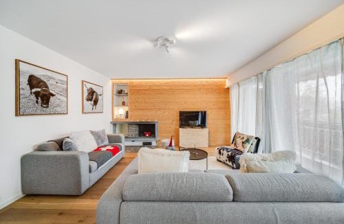 Noes Apartment | In the heart of Crans, fireplace and parking