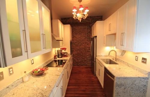 Paris Apartment | In the Heart of Historic Downtown Paris KY