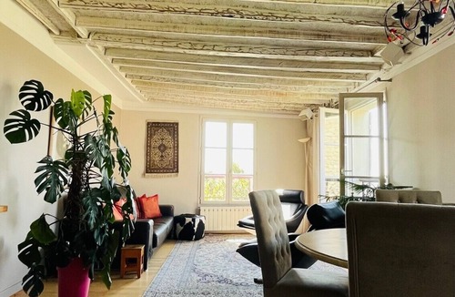 Montmartre Apartment | In the Heart of Montmartre