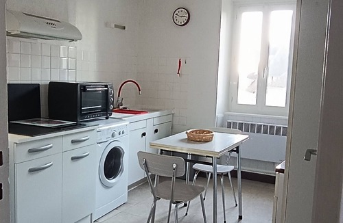Sancerre House | In the heart of Sancerre, on a square with a thousand years of history