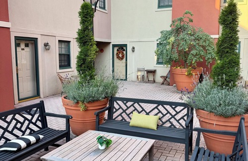 Downtown Syracuse House | In the heart of Syracuse Downtown
