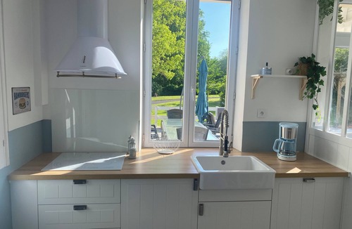 Senlisse House | In the heart of the Vallée de Chevreuse, le cottage des Vaux: park, wellness area