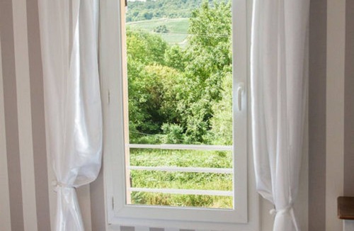 Reuil House | In the heart of the village of Reuil