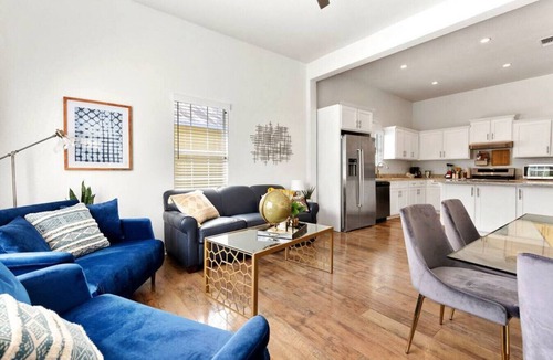 Alta Vista House | In the Heart of Town 10 Mins to The Alamo & Pearl