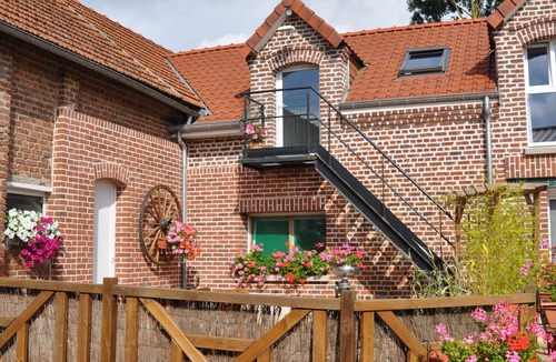 Monchy-au-Bois Cottage | In the house winch PDC