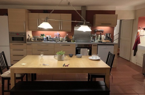 Mevouillon House | In the Lavender Country, in the Hamlet of Pelleret, 800 meters above sea level.