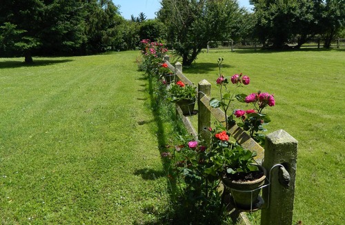 Lussault-sur-Loire Cottage | In the Loire Valley exceptional gite near Amboise Gite le Chenin