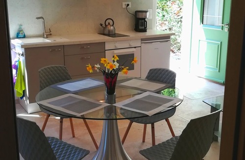 Reillanne House | In the Luberon, indulge yourself with a private spa and sauna