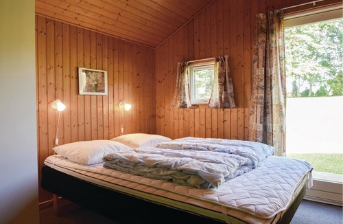Østerskov House | In the midst of beautiful nature on a large plot of land lies this lovely vacation home.