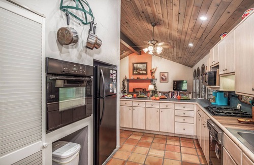 Ruidoso Cabin | In the Pines by Ruidoso Vacation Rentals