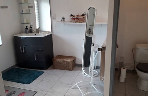 Lemberg Apartment | in the shadow of the waterfall