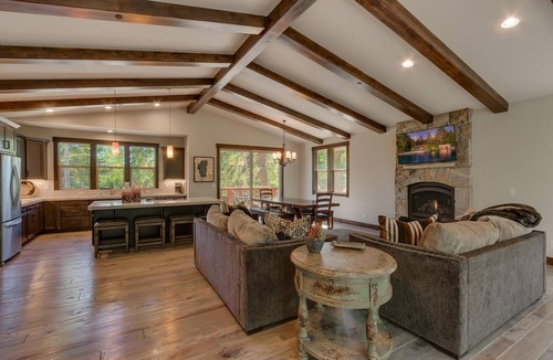 Tahoe Vista House | In the Wild Woods - TLUXP
