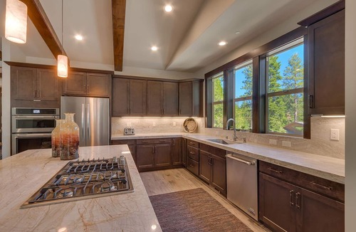 Tahoe Vista House | In the Wild Woods - TLUXP