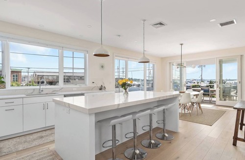 Yachting Village House | In Town amazing Views