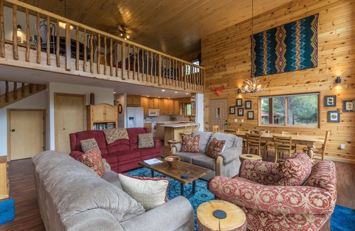 South Fork House | In-Town Hidden Gem | Riverfront Modern-Rustic Escape | Deck & Balcony