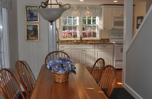 Nantucket Town Cottage | In-Town Walk to Beaches Charming Cottage Private Patio & Easy Parking
