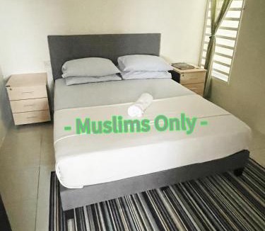 Durian Sebatang House | Inang Homestay