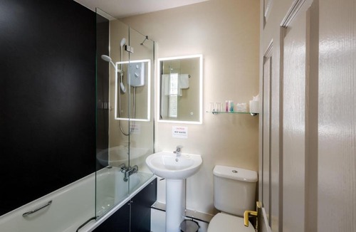 Fort Augustus House | Inch Hotel