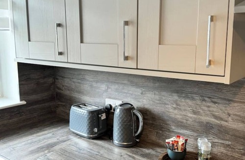 Bonhill Apartment | Inchconnachan Apartment