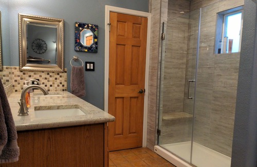 Alamedan Valley House | Incredible furnished 3 BD house 30 day min stay