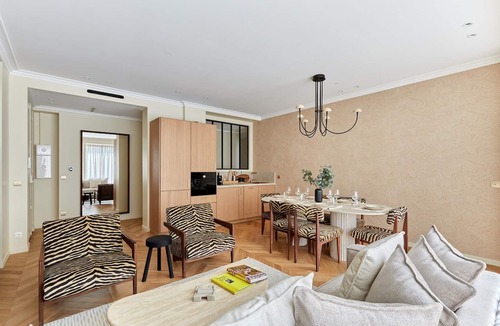 Arts-et-Metiers Apartment | Incredible AC Apartment 3 Bedrooms Center of Paris