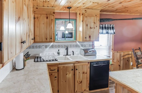 Town of Webb House | Incredible Adirondack Retreat