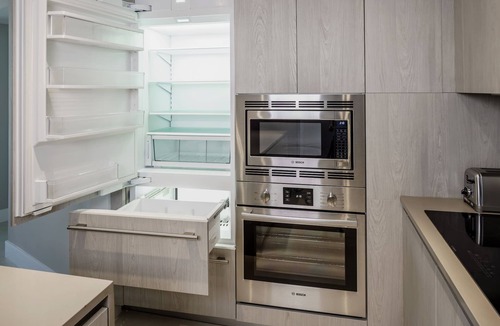 Hollywood South Central Beach Apartment | Incredible and Spacious Two Bedroom Beach Front Resort!