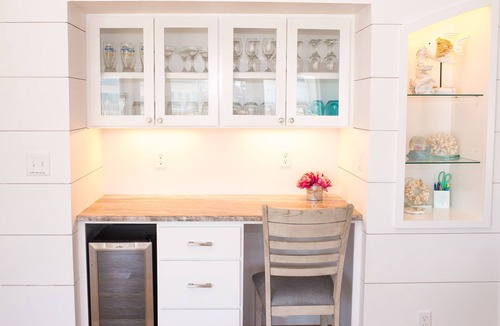 Pirates Beach House | Incredible beachfront home, dog-friendly, steps to sand and beach