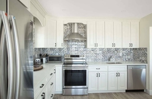 Mattituck Cottage | Incredible Beachfront Home w/Private Beach!