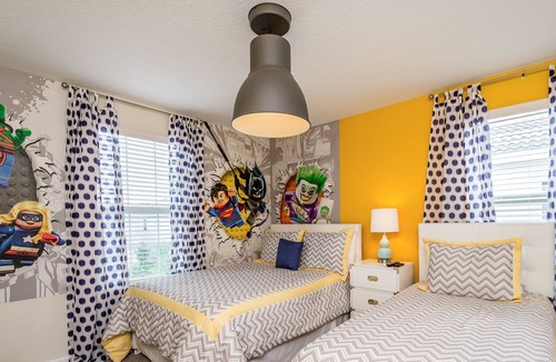 Davenport House | INCREDIBLE HOME! Private Pool & Spa + Game Room!