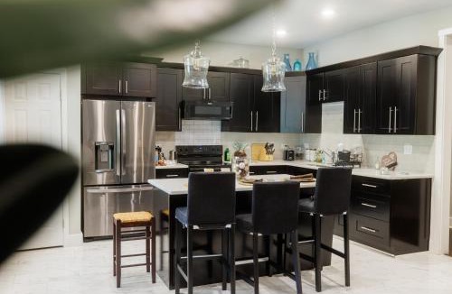 Lithonia Apartment | Incredible King Bed Room Private Bathroom