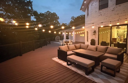 Sperry House | INCREDIBLE Lakehouse on Skiatook Lake! 4 bed/4 bath- HUGE deck overlooking lake!