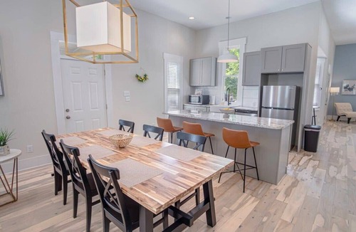 Near East Side House | Incredible New 3BR/2BA Near Downtown