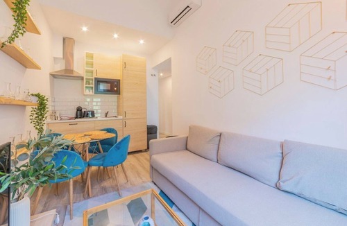 Palos de la Frontera Apartment | Incredible Quadruple Apartment in Atocha, 4C