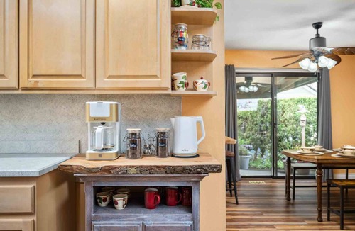 Hillsboro House | Incredible Singe Level Layout w/Immaculate Fenced Backyard, Covered Patio w/Fire-Table, BBQ, Games